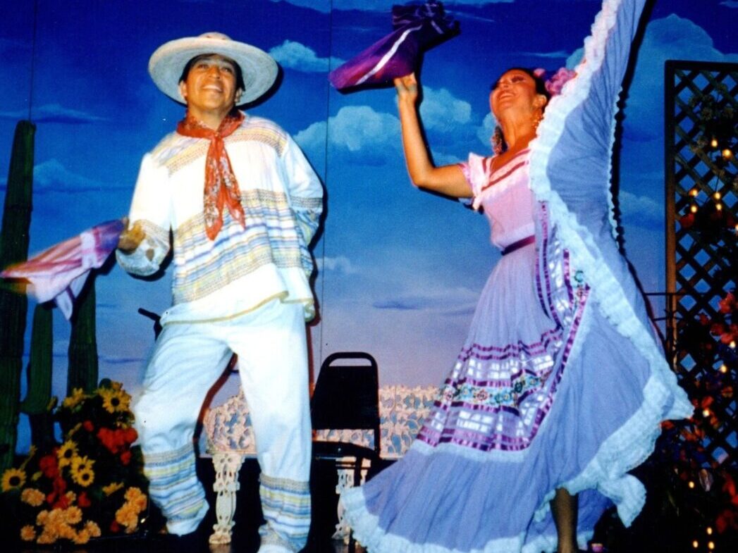 scene from folklorica performance